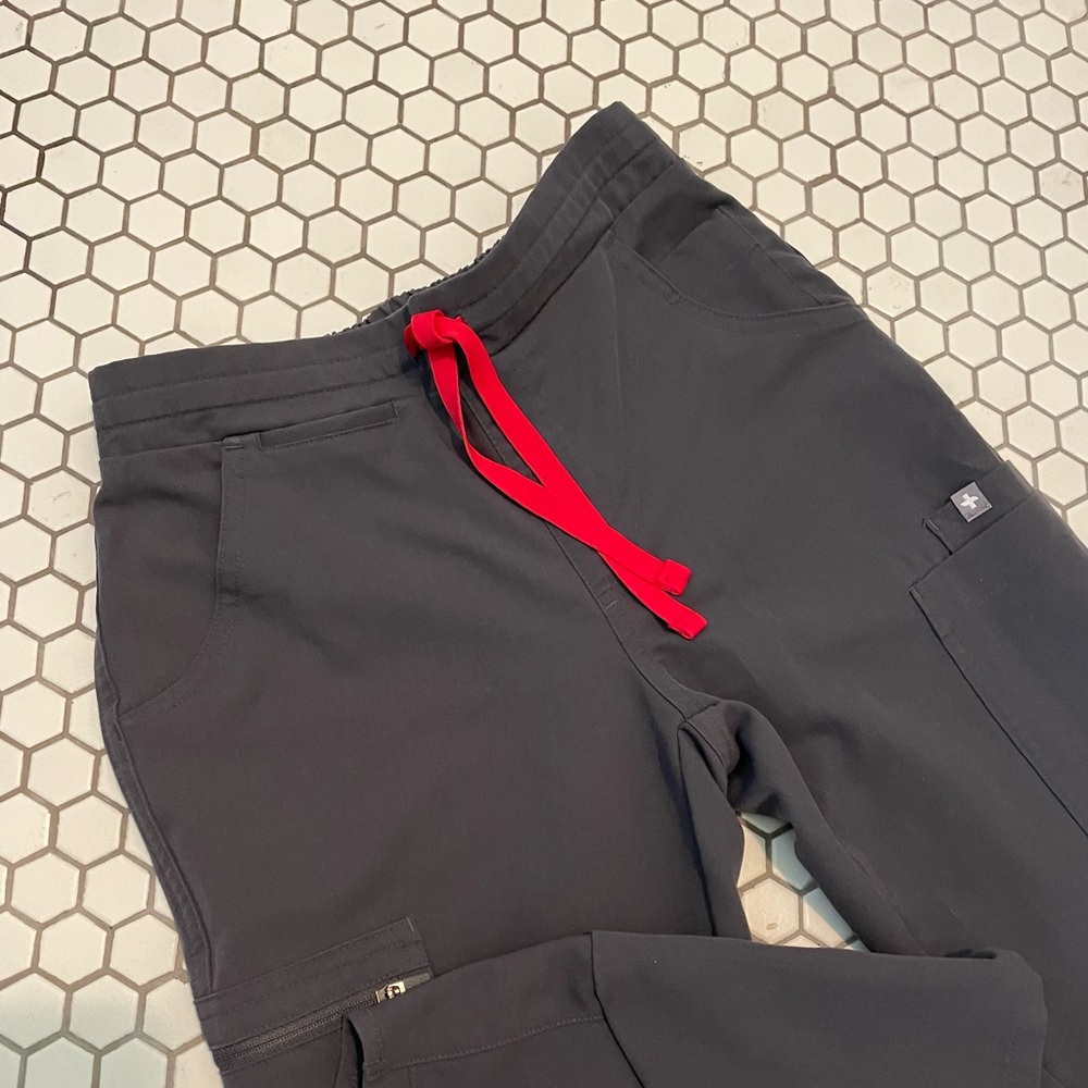 Figs charcoal grey XXS yola skinny scrub pants